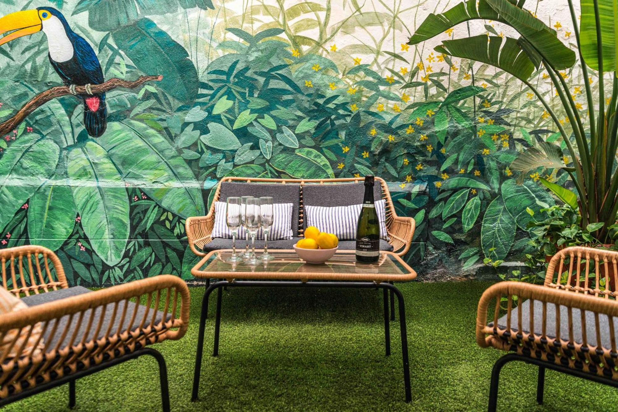 Artistic Flat Next To Ruzafa Welcome To The Jungle Valencie Exteriér fotografie